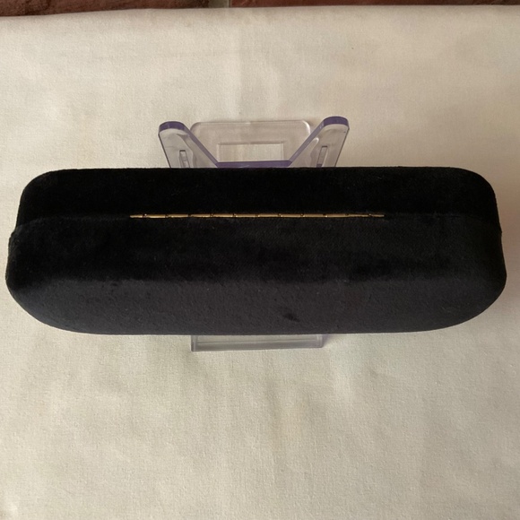 Gucci Black Velvet Clamshell Sunglasses Case NEW main image 8